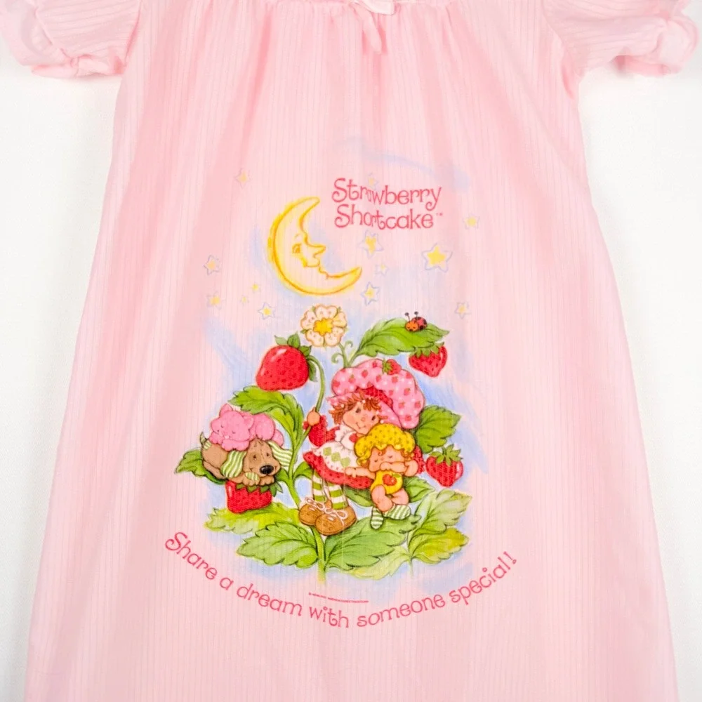 Strawberry Shortcake vintage strawberry